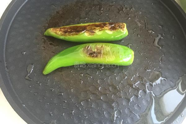 辣椒擂皮蛋的做法图解3