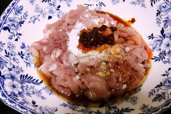西芹炒肉丝的做法图解2