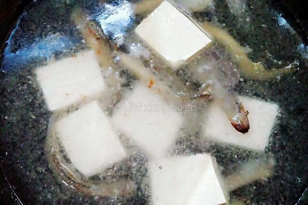 老豆腐泥鳅汤的做法图解3