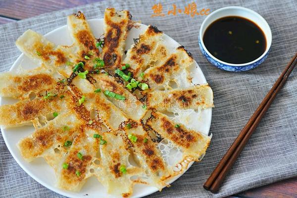冰花锅贴的做法图解8