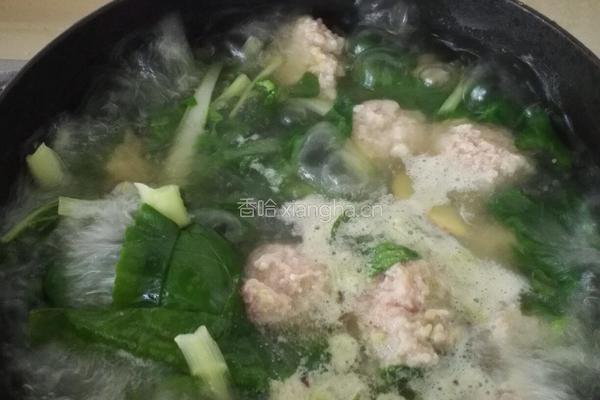 圆子番茄青菜汤的做法图解2