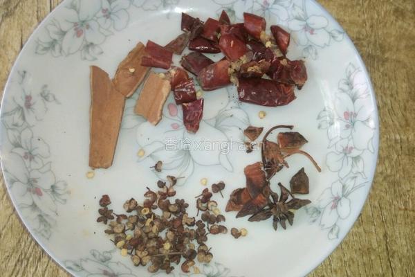 肉烧黄豆芽的做法图解5