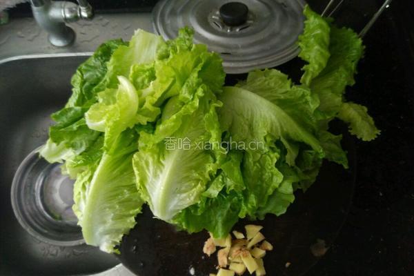 卤水猪耳汤粉的做法图解1