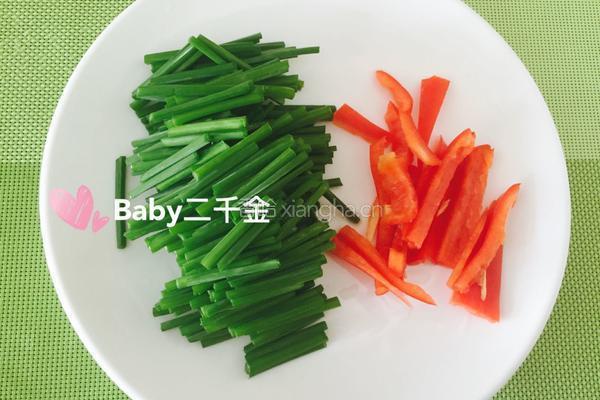 虾皮韭菜苔炒肉的做法图解1