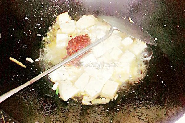 麻辣豆腐 的做法图解5