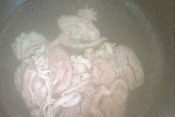 天麻炖猪脑汤的做法图解4