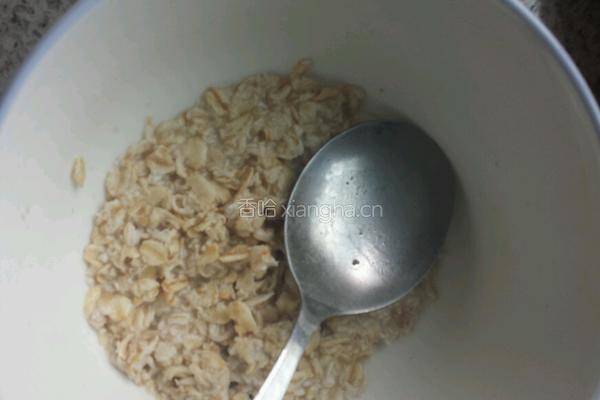 红枣酸奶燕麦粥的做法图解4