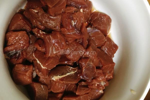 黑椒薯仔牛肉粒的做法图解8