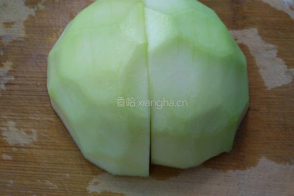 红椒炒胡瓜的做法图解1