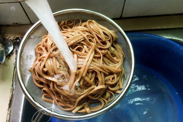 炒荞麦面的做法图解5