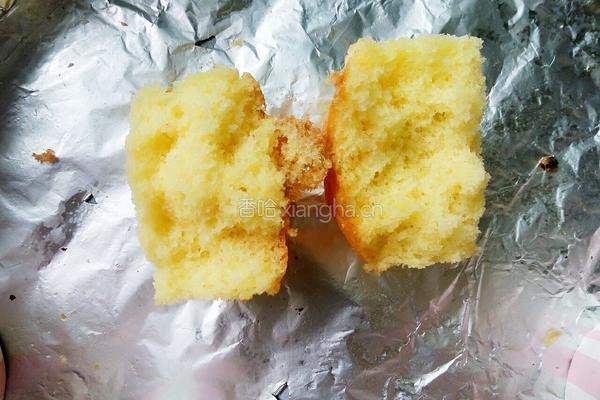 全蛋纸杯蛋糕的做法图解8