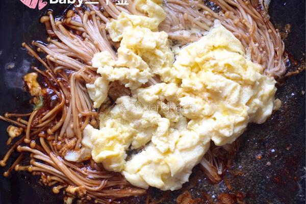 金针菇炒鸡蛋的做法图解7