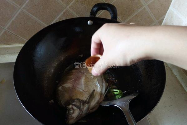 糖醋鳊鱼的做法图解6