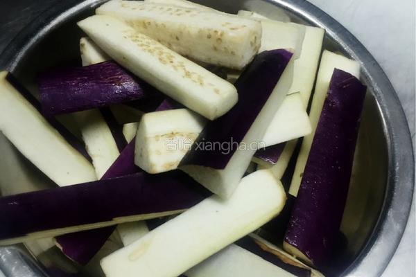 山茄豆角的做法图解3
