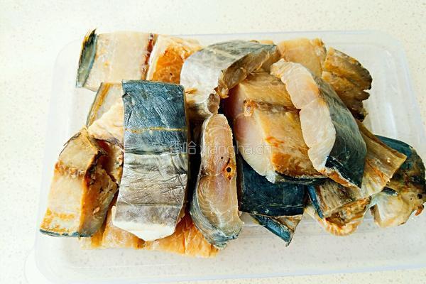 红烧甜晒鲅鱼#年夜饭的做法图解1
