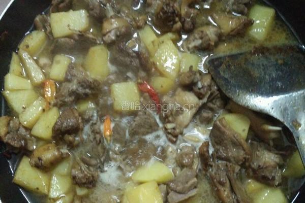 土豆焖鸭的做法图解7