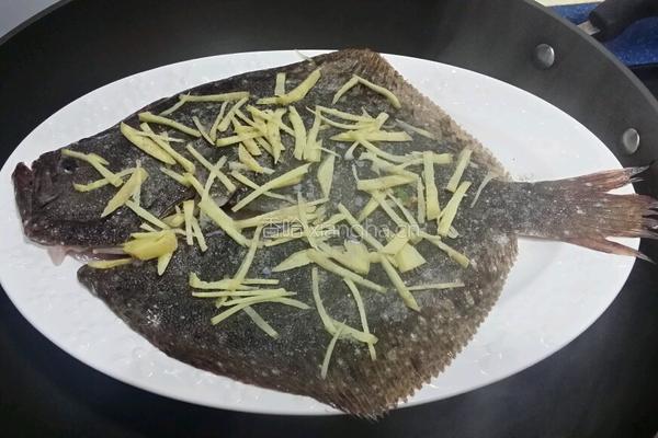 清蒸多寶魚的做法图解4