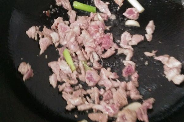 香菇面条的做法图解2