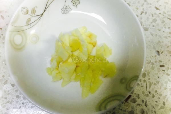 炝炒小白菜的做法图解3