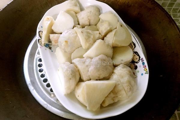 剁椒芋头仔的做法图解5