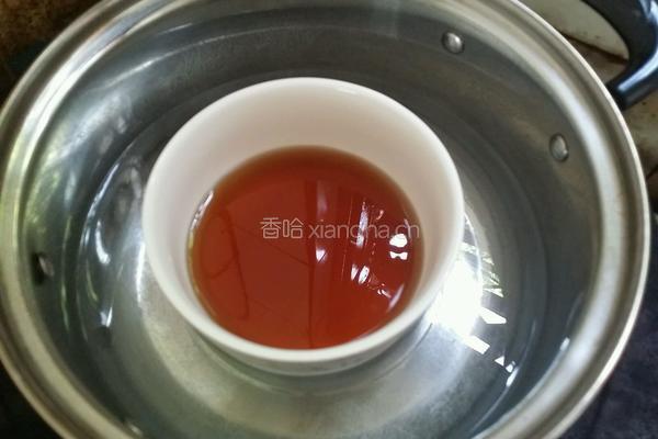红酒炖蛋的做法图解1