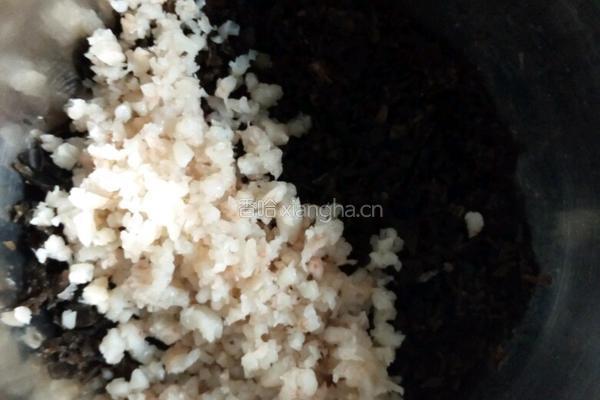 木耳鸡蛋虾仁饺子的做法图解4