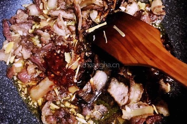 生爆盐煎肉的做法图解8