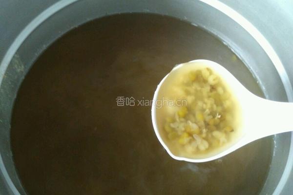 巧煮绿豆汤的做法图解2