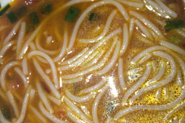 云南过桥米线的做法图解1