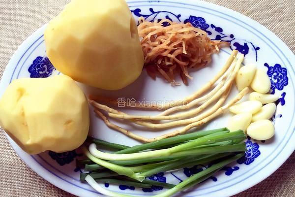 油炸狼牙土豆的做法图解1