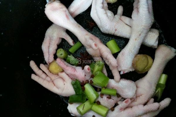 煮凤爪的做法图解3