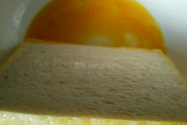 吞拿魚芝士番茄蛋治的做法图解8