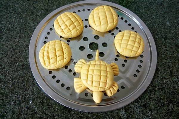 小乌龟蜕壳南瓜饼的做法图解8