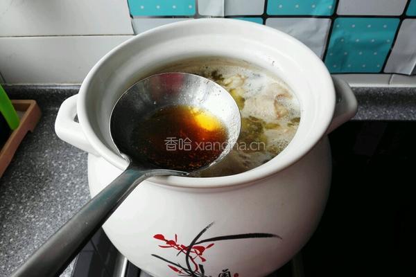 炖柴公鸡的做法图解4
