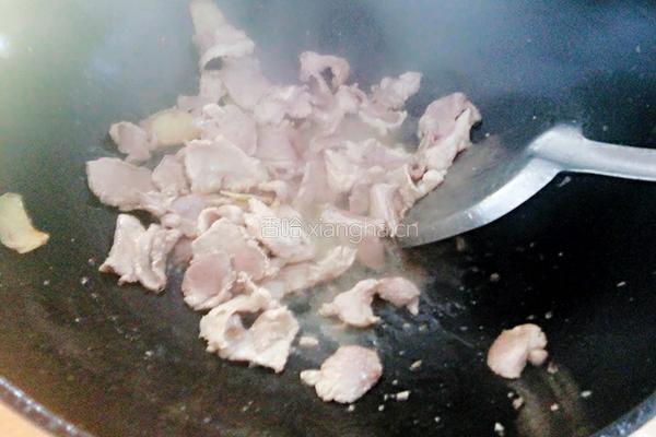豇豆炒肉片的做法图解5