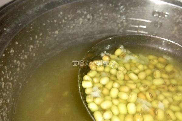 绿豆南瓜稀饭的做法图解5