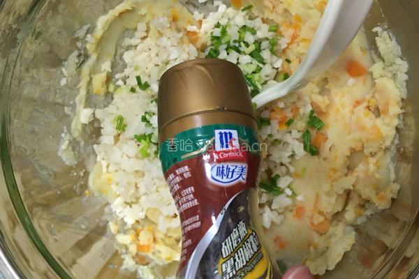 土豆藕饼的做法图解5