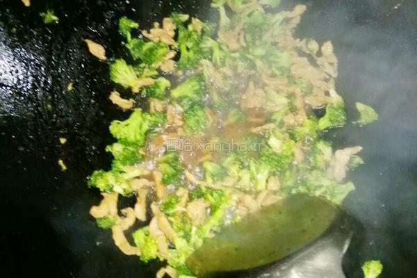 西兰花炒饭的做法图解6