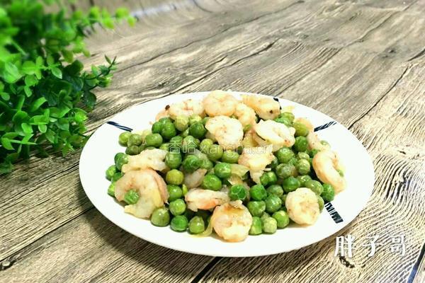 碗豆炒虾仁的做法图解8