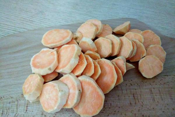 红薯牛奶切糕的做法图解2