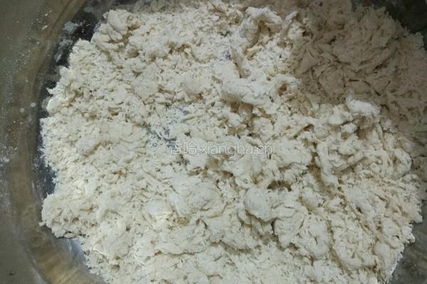 木耳猪肉馅包子的做法图解3