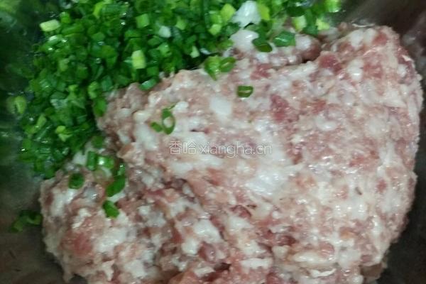木耳猪肉馅包子的做法图解5