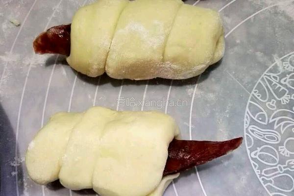 广式腊肠卷的做法图解3