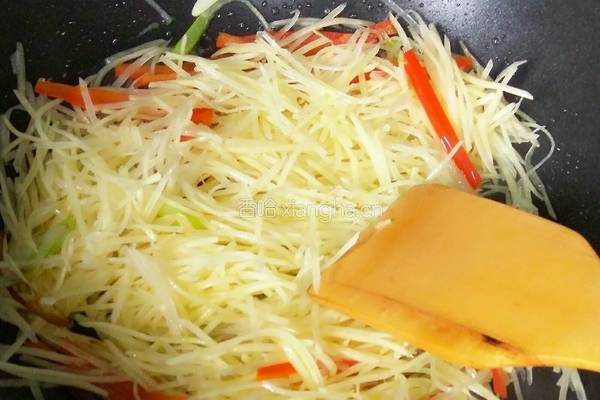 醋溜土豆丝儿的做法图解5