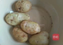 土豆饼的做法图解1