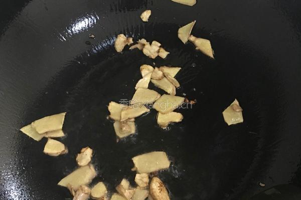 板栗焖鸡的做法图解3