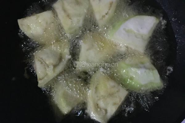 炸茄子的做法图解9