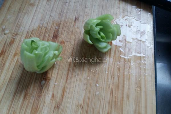 荷塘小虾的做法图解1