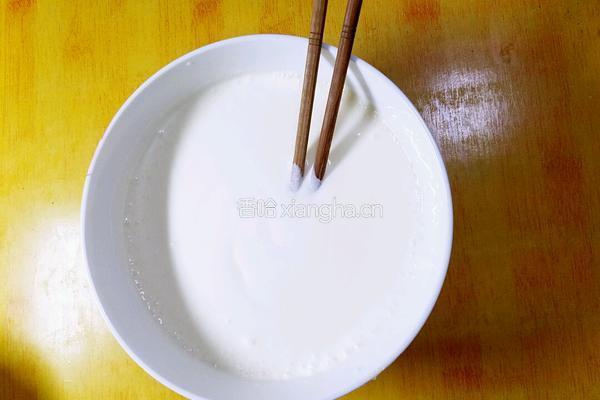 彩虹慕斯蛋糕的做法图解8