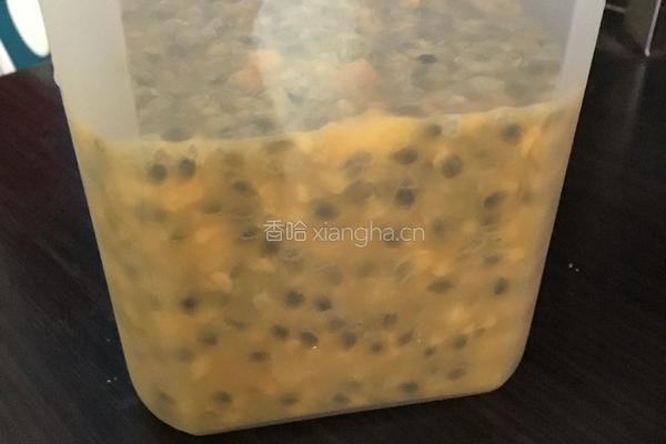 百香果酱的做法图解3